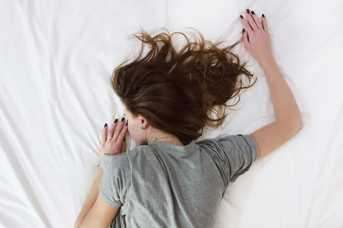Cama-colchón-dormir-dormida