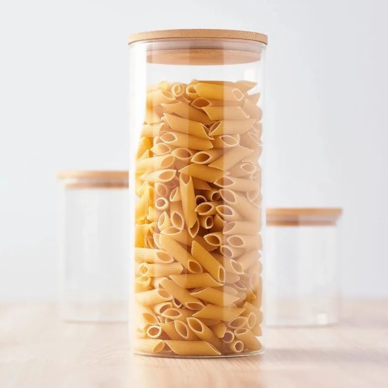 Contenedor de vidrio para pasta y legumbres con tapa de bambú