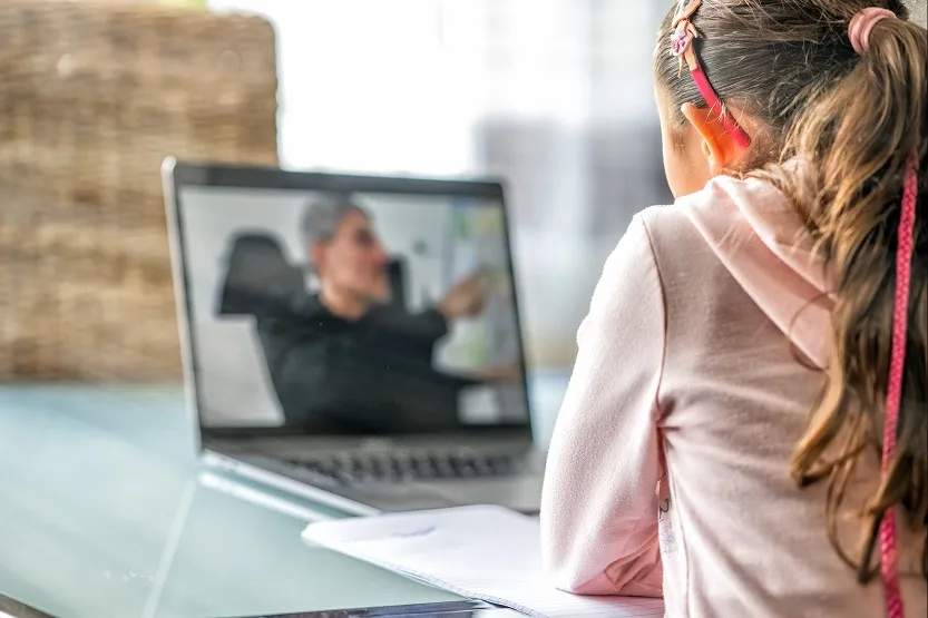 Lee más sobre el artículo Cursos de programación para niños: cómo dar con el curso ideal