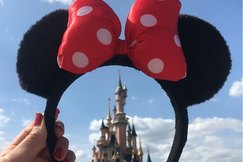 Viaje a Disneyland París menores y sin DNI con Viajes El Corte