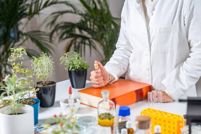 Master en Farmacologia de Productos Naturales ISEIE