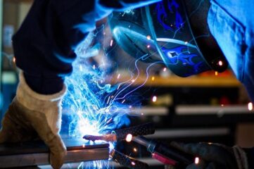 Hacen falta profesionales de la soldadura
