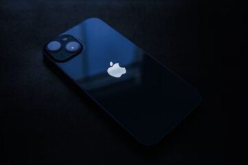 Mi iPhone se calienta demasiado. ¿Qué debo hacer?