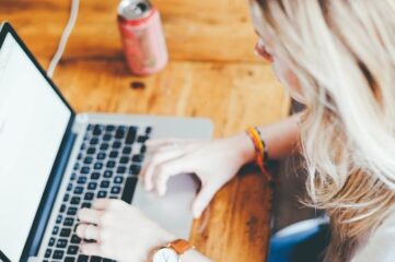¿Cuáles son las ventajas de usar PayPal para pagos por internet?